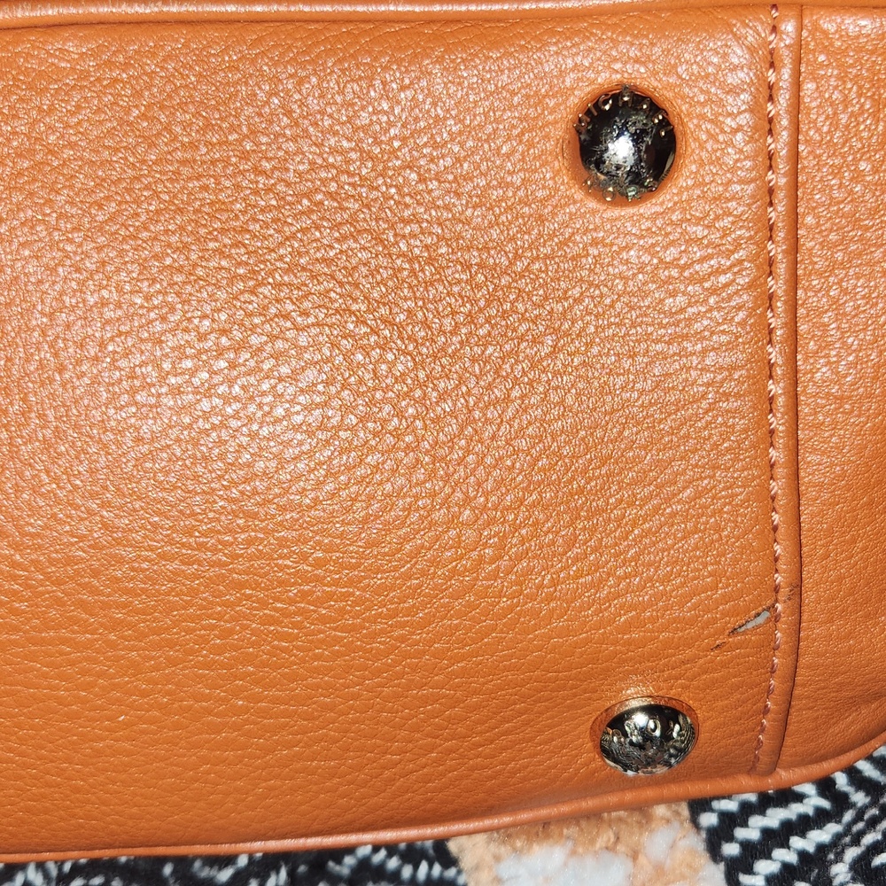 Michael Kors Burnt Orange Leather Shoulder Bag Gold Hardware. Magnetic Closer. - Picture 2 of 8